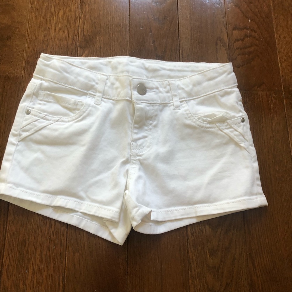 girls white jean shorts
